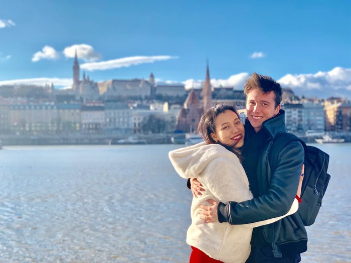 MC Hoang Oanh phat tuong khi mang thai voi chong Tay