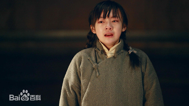 Tại Liên hoa phim Kim Mã lần thứ 54, Văn Kỳ trở thành tâm điểm chú ý khi được đề cử ở 2 hạng mục quan trọng: Nữ diễn viên chính xuất sắc nhất cho phim Gia niên hoa và Nữ phụ xuất sắc nhất cho phim Huyết Quan Âm. Cuối cùng cô giành giải Nữ phụ xuất sắc nhất khi mới 14 tuổi.