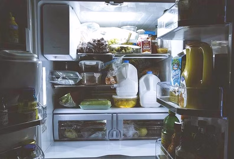 Bao quan thuc an thua dung cach trong dip Tet de khong bi ngo doc