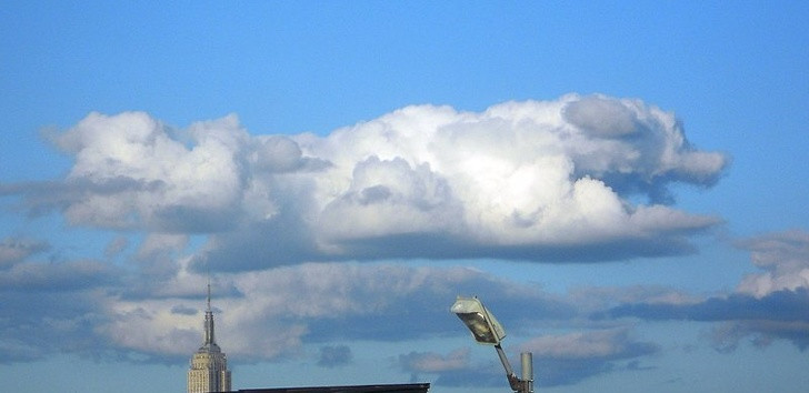 Đám mây hình chú chó đang chạy tung tăng này chắc chắn sẽ khiến mọi người mỉm cười vui vẻ.