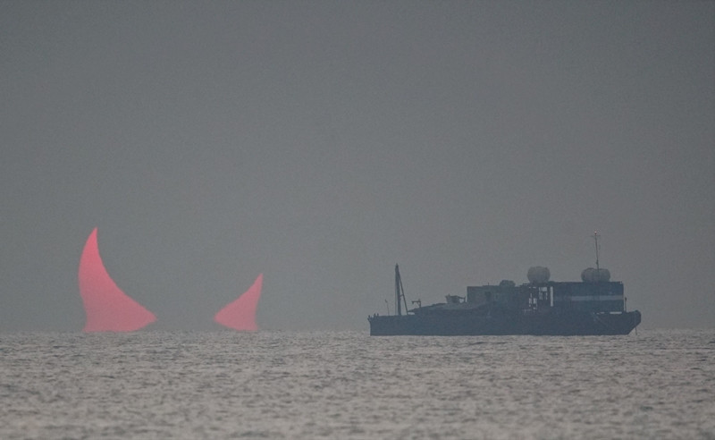 Chup canh binh minh, choang vang 