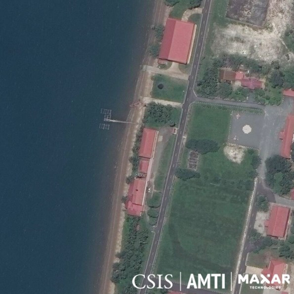 Một lí do quan trọng nữa để Mỹ áp đặt các lệnh trừng phạt, là đã có những bằng chứng chính xác về việc Trung Quốc đang tiến hành xây dựng một căn cứ quân sự mới ở Campuchia.