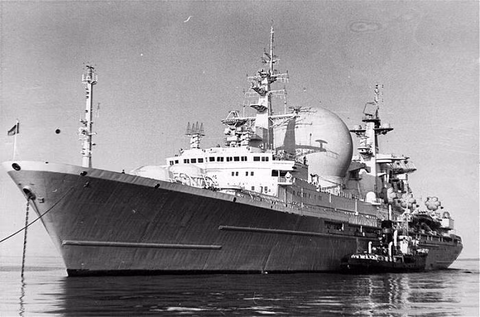 Sau 6 năm, Tổng thống Mỹ Ronald Reagan tuyên bố về chương trình sáng kiến phòng thủ chiến lược quy mô với các thành phần căn cứ vũ trụ. Trong điều kiện này, việc Tổng cục thiết bị vũ trụ Liên Xô đặt đóng con tàu có khả năng điều khiển vệ tinh là hoàn toàn hợp lý.