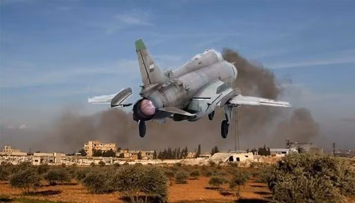 Trên chiến trường Syria, một máy bay cường kích Su-22 kiểu cũ của Không quân Syria từng áp sát căn cứ quân sự của Mỹ. Sau khi cảnh báo không có kết quả, máy bay chiến đấu Super Hornet bảo vệ căn cứ quân sự của Mỹ xuất kích và đã phóng 1 quả AIM-9X tối tân hướng về chiếc Su-22.