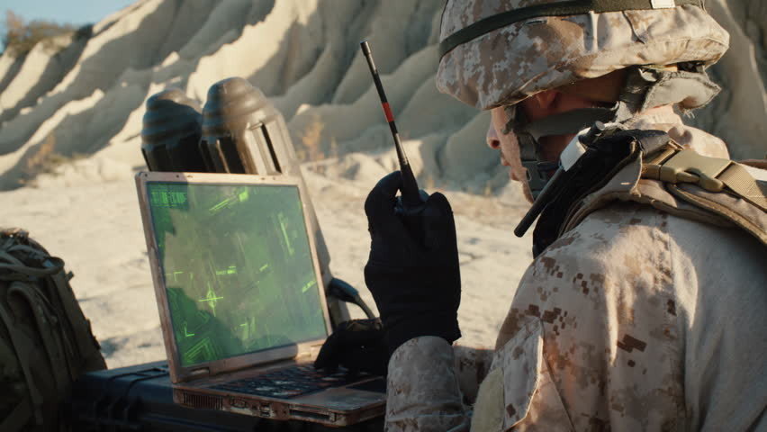 Thứ hai là trinh sát radar để phát hiện, theo dõi các mục tiêu của đối phương. Thứ ba, trinh sát quang học và hồng ngoại cũng nhằm phát hiện, tình báo, theo dõi, phân tích mục tiêu. Bốn là trinh sát và thông tin liên lạc vệ tinh và cuối cùng là laser trên toàn bộ quang phổ và tấn công điện từ công suất lớn để gây nhiễu và tiêu diệt mục tiêu.