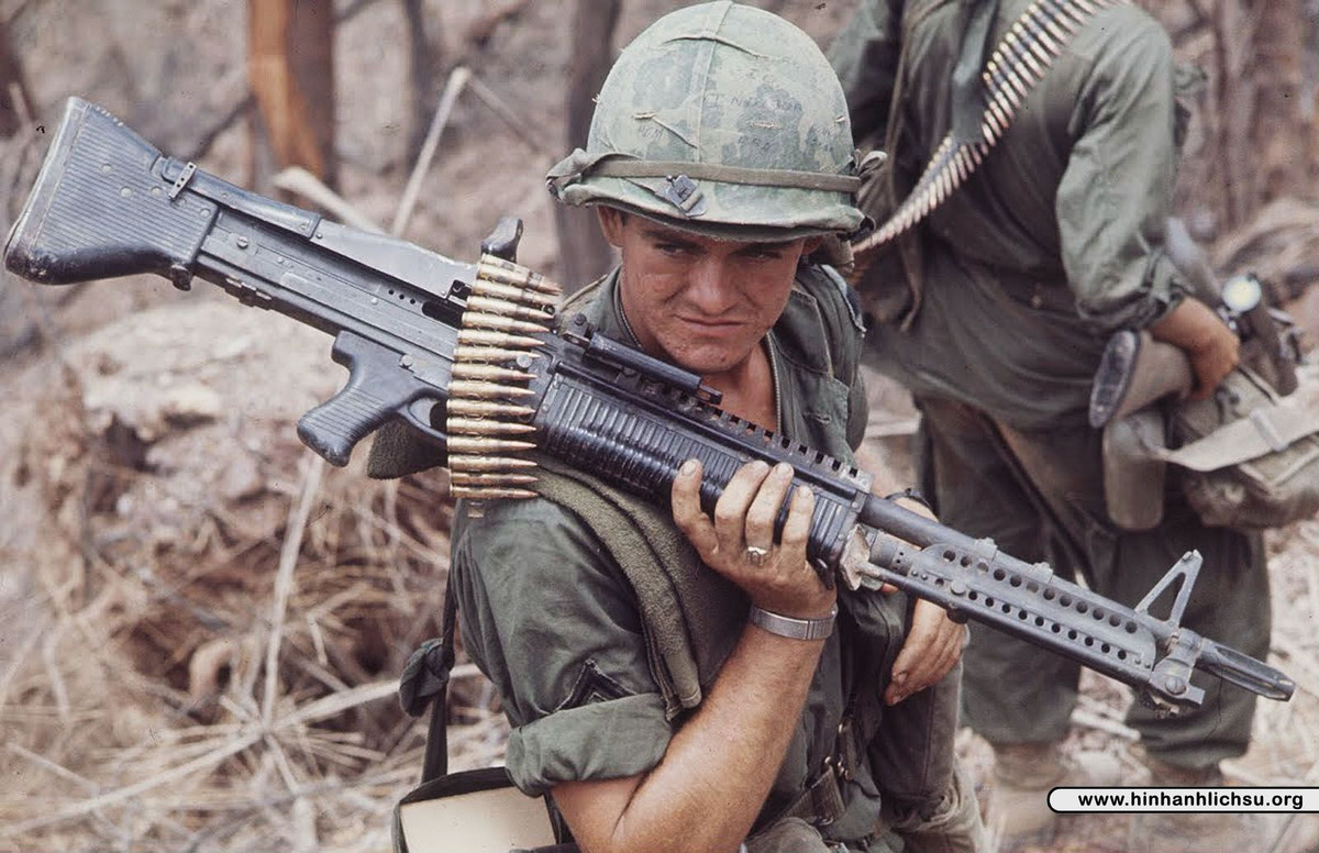 Từ đây hình thành cơ sở, phát triển cải tiến trang bị bộ binh như việc thay súng trường M1 thành M14 và sau đó là CAR-15, M16A1, phát triển súng phóng lựu cá nhân M-79, súng phóng lựu liên thanh MK-19, thay thế súng chống tăng M-72 bằng cái loại vũ khí tin cậy và uy lực hơn như MK-153 SMAW...