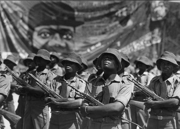 Chính ông cũng đã từng cảnh báo rằng nếu đặt vấn đề này lên bàn đàm phán, thì tiến trình bình thường hóa sẽ đổ vỡ bởi lập trường cứng rắn của phía Cuba trong các vấn đề có tầm quan trọng chiến lược này của họ.