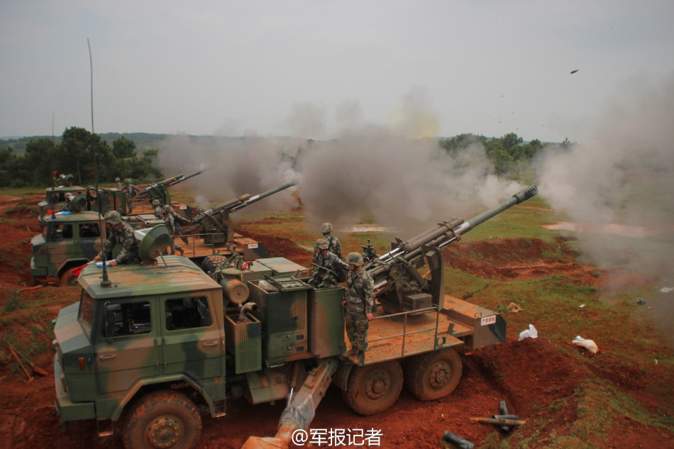 Trong khi đó, thông tin trên mạng xã hội cho thấy, Trung Quốc đã bắn đạn thật qua biên giới sang phía Ấn Độ, khiến một số binh sĩ của Ấn Độ bị thương. Bắc Kinh tuyên bố “không sợ” và sẵn sàng cho cuộc chiến tranh tổng lực dọc biên giới với New Delhi.