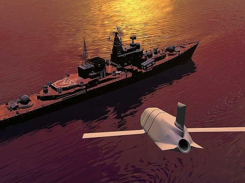 LRASM (Long Range Anti-Ship Missile) là tên lửa hành trình chống hạm tàng hình được phóng từ trên không và tàu chiến được phát triển cho không quân và hải quân Mỹ. LRASM được thiết kế để đi tiên phong trong khả năng nhắm mục tiêu tự động phức tạp hơn so với tên lửa chống hạm Harpoon hiện tại của hải quân Mỹ, được đưa vào trang bị từ năm 1977.