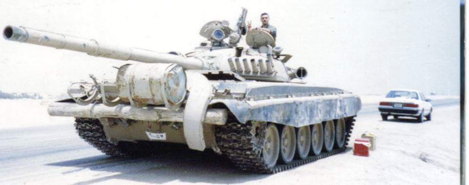 Khi đối mặt với các cuộc tấn công của xe tăng T-72 đối phương, lớp giáp bảo vệ hiện đại của xe tăng M1A1 hoàn toàn có thể chịu được những cú bắn từ pháo chính của xe tăng T-72.