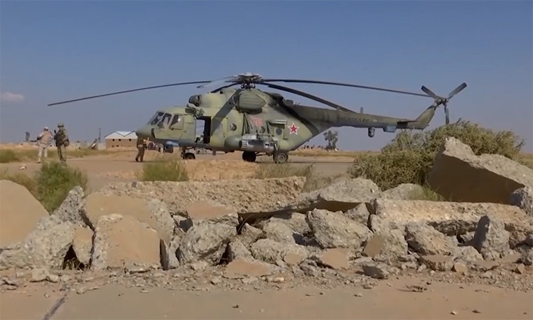 Thời gian bay là một trong những chỉ số quan trọng nhất về đào tạo và trình độ của một phi công quân sự, tuy nhiên, theo nhiều phi công, chỉ tiêu quan trọng hơn là tham gia chiến đấu - là hoàn thành một nhiệm vụ chiến đấu trong chiến tranh.