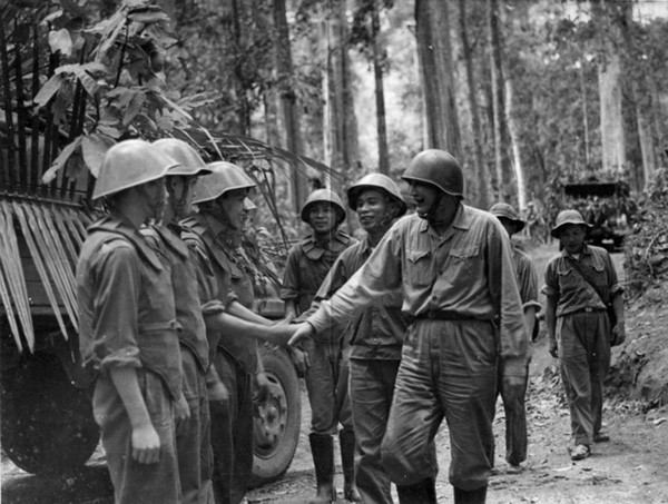 Binh đoàn Trường Sơn (Đoàn 559) là đơn vị trực tiếp triển khai các đơn vị hậu cần đảm bảo giao liên chuyển quân, đảm bảo y tế, vận tải, xăng dầu, công binh, bộ binh và phòng không để đảm bảo hoạt động cho cả hệ thống giao thông hoả tuyến chiến lược này. Tuyến đường Trường Sơn còn được những người lính trong cuộc chiến gọi là Tuyến lửa.