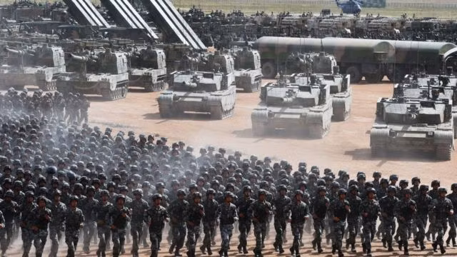 Mỹ không muốn gây chiến trên bộ với Trung Quốc ngay trước “cửa nhà” đối phương, vì Washington cũng đánh giá được thiệt hại mà họ phải trả, cũng như Trung Quốc chắc chắn không muốn chiến đấu với một siêu cường được trang bị vũ khí hạt nhân cũng là khách hàng kinh tế lớn nhất của mình.