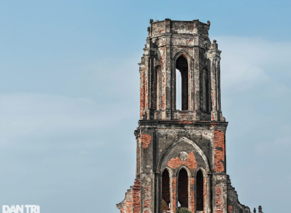 Chiem nguong ve dep nha tho do nam sat bo bien o Nam Dinh-Hinh-6