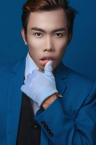 Nhờ vào "chiến lược" của một ekip đứng phía sau, tên tuổi và hình ảnh "không giống ai" của Tùng Sơn trở nên rất phổ biến trong khoảng giữa năm 2016. "Đặc sản" của thảm họa mạng Tùng Sơn là những clip lố bịch quay cảnh nhảy múa điên loạn, những bức ảnh giả gái, ăn mặc riêm rúa cùng những phát ngôn kỳ quặc. Kết hợp với một ngoại hình được mô tả là "xấu đến ma chê quỷ hờn", Tùng Sơn bị dân mạng Việt gán cho biệt danh "thảm họa mạng" và bóc trần ý đồ lợi dụng hình ảnh xấu xí, nhưng "độc lạ" của bản thân để câu like, người theo dõi trên mạng xã hội.