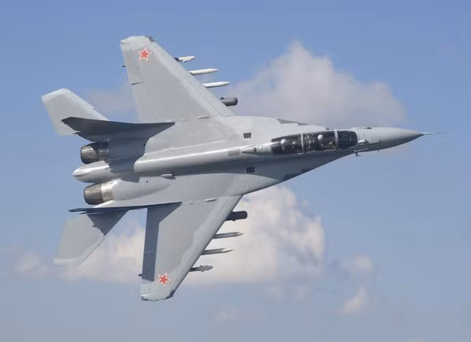 Không biết chính xác nguyên nhân nào đã dẫn tới "gáo nước lạnh" trên, tuy nhiên có một số thông tin cho rằng trên chiếc máy bay chiến đấu này còn nhiều thiếu sót.