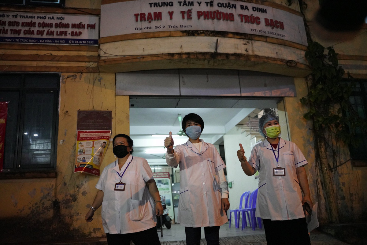 Từ ngày 7/3, toàn bộ 66 hộ dân này đã được cung cấp thực phẩm, đồ dùng thiết yếu miễn phí trong 14 ngày.