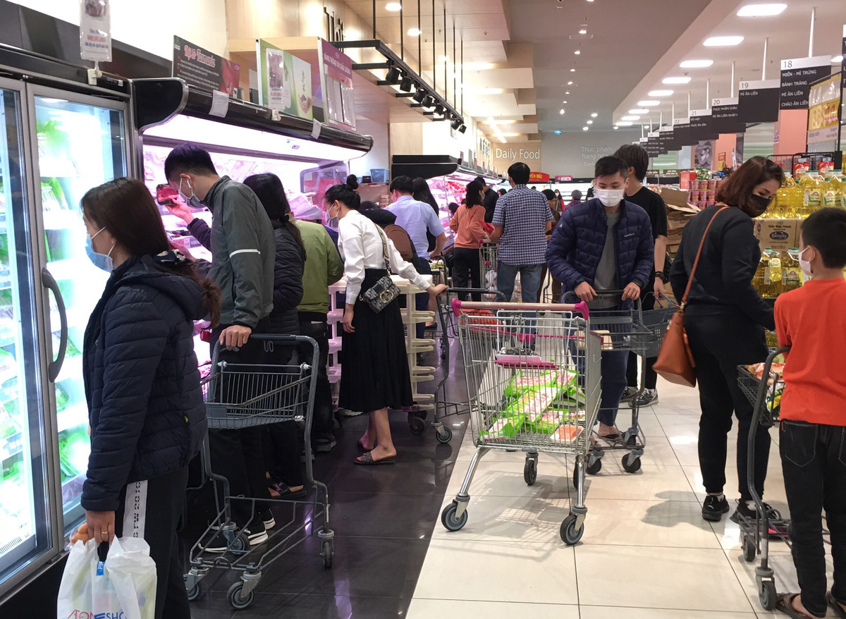 Một góc trong khu bán thực phẩm ở trung tâm AEON Long Biên.