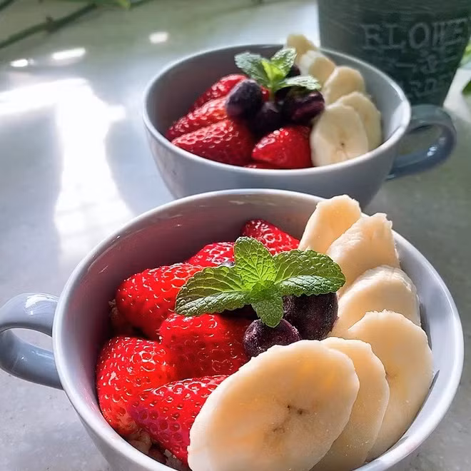 Bên cạnh đó, thực đơn của nàng mẫu cũng góp phần kiểm soát cân nặng và giữ dáng.