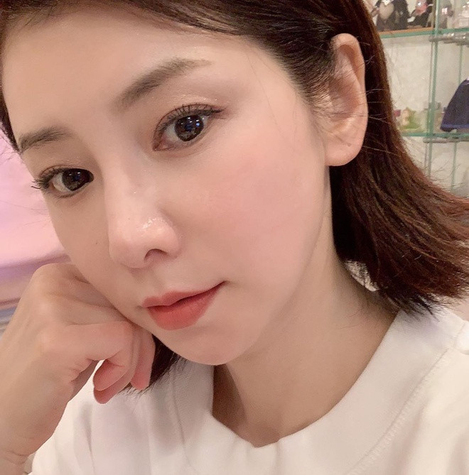 Không cần đến 10 bước dưỡng da cầu kỳ, các phương pháp của nàng mẫu xuất phát từ những nguyên liệu gần gũi.