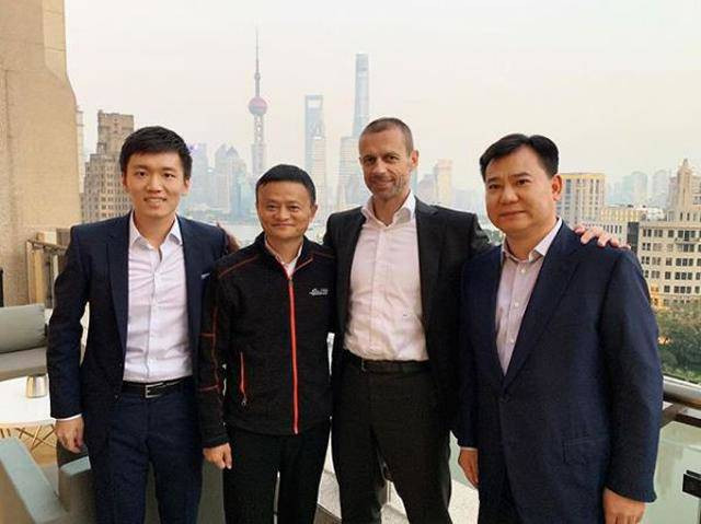 Hoi thua ke dinh chau A: Nguoi cuoi sieu mau, ke yeu toan minh tinh-Hinh-3