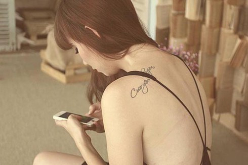 Nhung hinh xam bi che kin khi len song cua 3 MC noi tieng VTV-Hinh-10