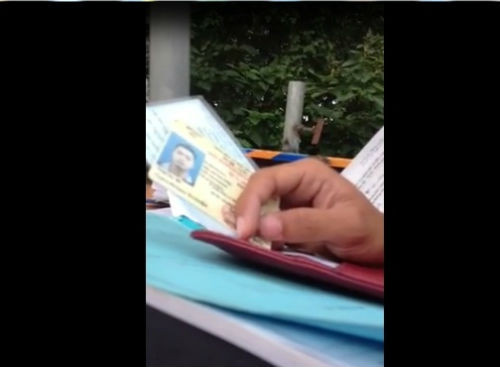 Vu CSGT nem giay to cua dan: Chu clip nhan cuoc goi la