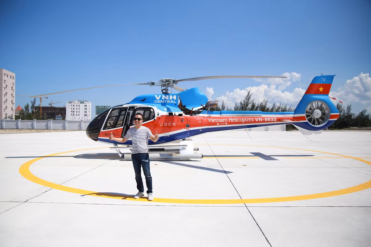 Hiện Binh đoàn 18 đang cung cấp các dịch vụ gồm: bay phục vụ thăm dò và khai thác dầu khí; bay phục vụ chương trình tìm kiếm người Mỹ mất tích (MIA); bay du lịch - dịch vụ (ngắm cảnh, quay phim, chụp ảnh, treo cẩu, y tế, phục vụ đám cưới...); huấn luyện phi công, thợ máy; sửa chữa máy bay; kinh doanh tổng hợp (bất động sản, cho thuê văn phòng, kho bãi, cung ứng, vận tải nhiên liệu...).