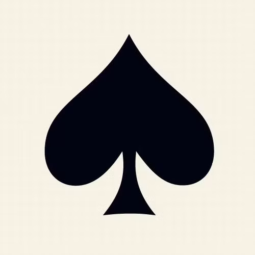 Spades - quân Bích. Đại diện cho thanh kiếm, không khí, sức mạnh của hơi thở và tâm lực, hiện thân cho người đàn ông. Trong bói toán, nó đại diện cho sự cách trở, không thuận lợi. Ví như quân hai bích mang hàm ý bạn gặp tổn thương do bạn đặt niềm tin quá nhiều ở một người rồi không được đền đáp xứng đáng.