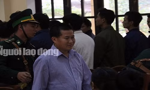 Bị cáo Chính bị đề nghị mức án từ 30-42 tháng tù.