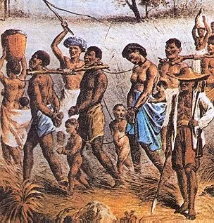 Không ít nô lệ thường xuyên bị đánh đập trong quá trình làm việc tại các khu mỏ. Thêm nữa, do đặc thù công việc nên phần lớn thời gian trong ngày họ ở dưới lòng đất và sống trong bóng tối.