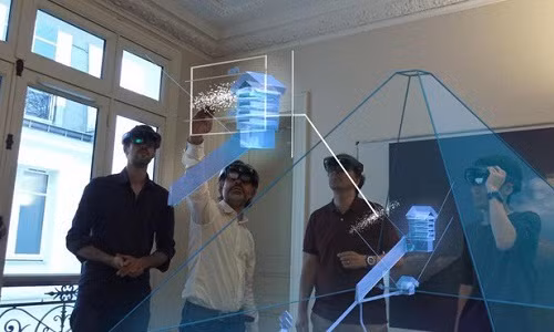 Theo đó, đây là cấu trúc cao nhất được xây dựng bởi con người cho tới khi xuất hiện Tháp Eiffel cao 230m ở Paris, Pháp năm 1889.