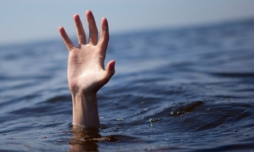 Trong bữa tiệc này, 200 người đã tham gia, trong đó có tới 100 nhân viên cứu hộ được cấp giấy chứng nhận. Khi bữa tiệc kết thúc, người ta phát hiện thi thể Jerome Moody ở khu vực nước sâu. Mặc dù các nhân viên cứu hộ cố gắng cấp cứu nhưng họ không thể làm gì cho Moody. Người đàn ông xấu số này đã chết đuối ngay tại nơi có rất nhiều nhân viên cứu hộ chuyên nghiệp.