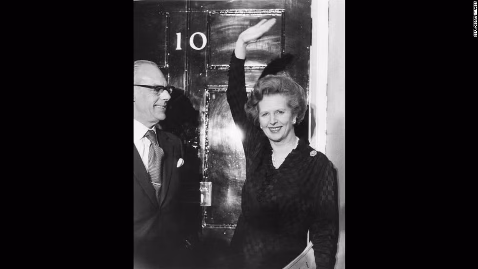 Vừa giữ chức Thủ tướng vừa là lãnh đạo Đảng Bảo thủ, bà Thatcher là người phụ nữ duy nhất trong lịch sử cho đến nay cùng lúc giữ hai chức vụ quan trọng trên.