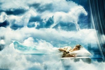 Những cơn ác mộng, mộng du, thậm chí là một số trẻ em thường đái dầm diễn ra trong giai đoạn đầu giấc ngủ.