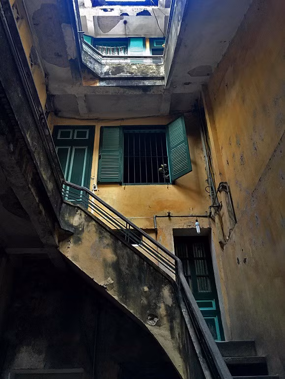 Nhà cổ của gia đình ông Thái An được xây dựng khoảng năm 1948 - 1950. Thời điểm cha mẹ ông làm ăn kinh doanh phát đạt, ngoài 8 người trong gia đình ông, căn nhà này từng có hàng chục gia nhân ở. Ảnh: Thanh Hải