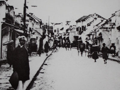 Vào ngày xưa, phố Hàng Mắm chuyên kinh doanh các loại mắm.