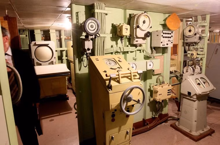 Tin vui với các quốc gia mong muốn có được tuần dương hạm Ukrayina là các trang bị bên trong của con tàu có vẻ như vẫn được bảo dưỡng tốt, không có dấu hiệu cho thấy nó bị tàn phá quá nhiều.