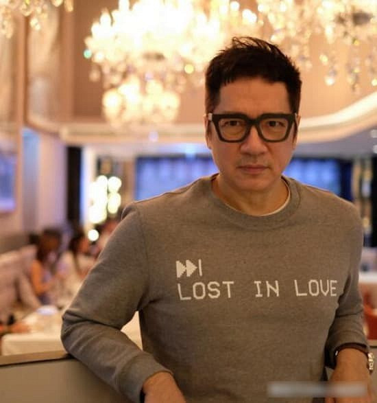 Nam dien vien dinh nghi van vo sinh vi dong nhieu phim cap ba-Hinh-5