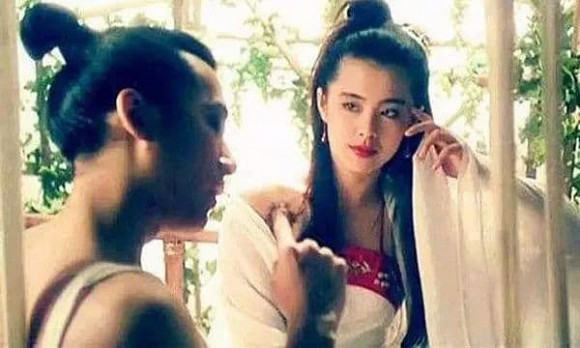 Nam dien vien dinh nghi van vo sinh vi dong nhieu phim cap ba