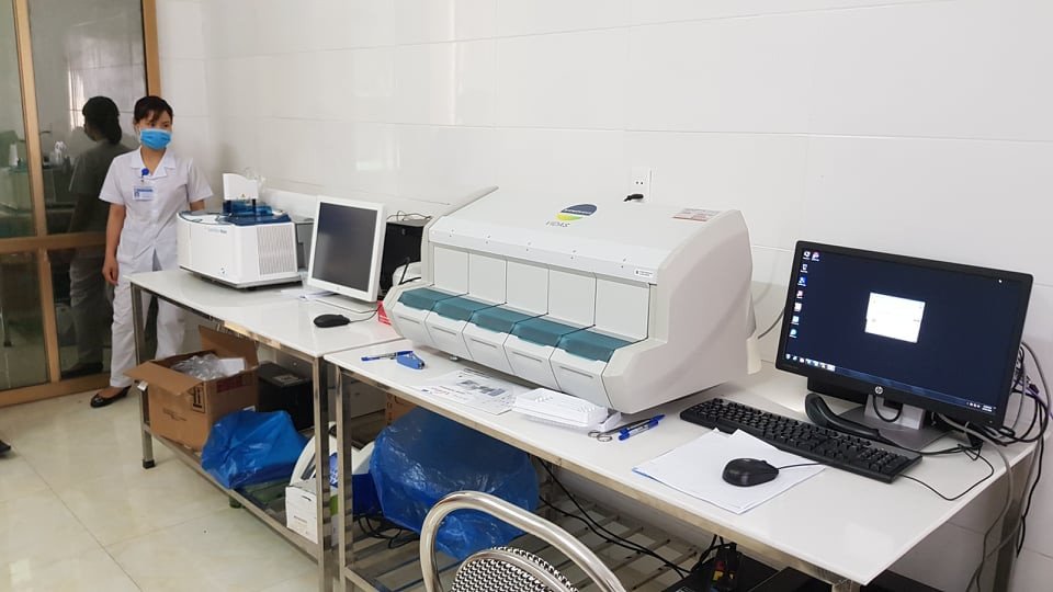 Thiet bi y te Hai Duong “dap chieu”, go trach nhiem Giam doc So?