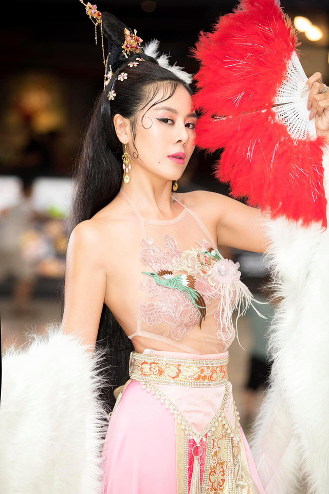 Hai nguoi dep tung song chung nha voi Truong Giang la ai?-Hinh-10