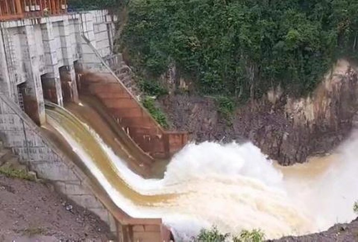 Soi nhung thuy dien sai pham... nen xem xet “tuyt coi” nhu Thuong Nhat