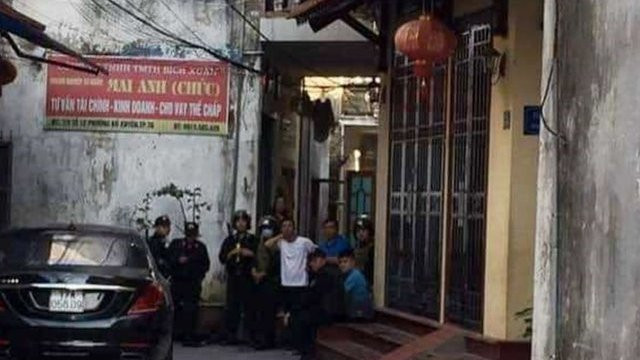 Lê Mai Anh được biết đến là đối tượng cho vay nặng lãi có tiếng ở Thái Bình. Đối tượng này từng có 1 tiền án (5 năm tù) về hành vi tiêu thụ tài sản do người khác phạm tội mà có. Sau khi ra tù, Chúc "Nhị" cùng với vợ thành lập công ty chuyên hoạt động trong lĩnh vực tư vấn tài chính, kinh doanh, cho vay thế chấp nhưng thực chất là núp bóng dưới mô hình doanh nghiệp để hoạt động "tín dụng đen".