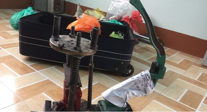 Xuong san xuat ma tuy “khung” o Binh Duong: Dong pham voi dau so Viet con ai?-Hinh-2