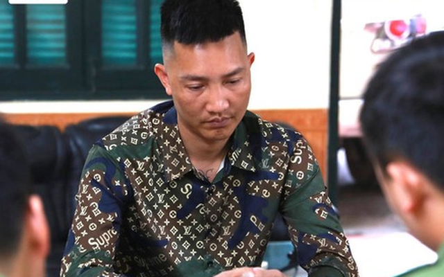 Dù video clip đã được gỡ bỏ trên tài khoản Facebook "Huấn Hoa Hồng" nhưng việc tung tin giả mạo của ông Bùi Xuân Huấn cũng đã vi phạm quy định pháp luật. Theo quy định của pháp luật hiện hành, những hành vi đăng tải, phát tán thông tin giả mạo trên không gian mạng đều có chế tài xử lý, tùy tính chất, mức độ để xử phạt vi phạm hành chính đến truy cứu trách nhiệm hình sự. Do vậy, mỗi cá nhân, tổ chức cần phải tỉnh táo, sáng suốt khi tiếp nhận thông tin và đăng tải, chia sẻ trên mạng xã hội. Việc làm này góp phần thể hiện trách nhiệm đối với xã hội và đảm bảo tinh thần thượng tôn pháp luật.