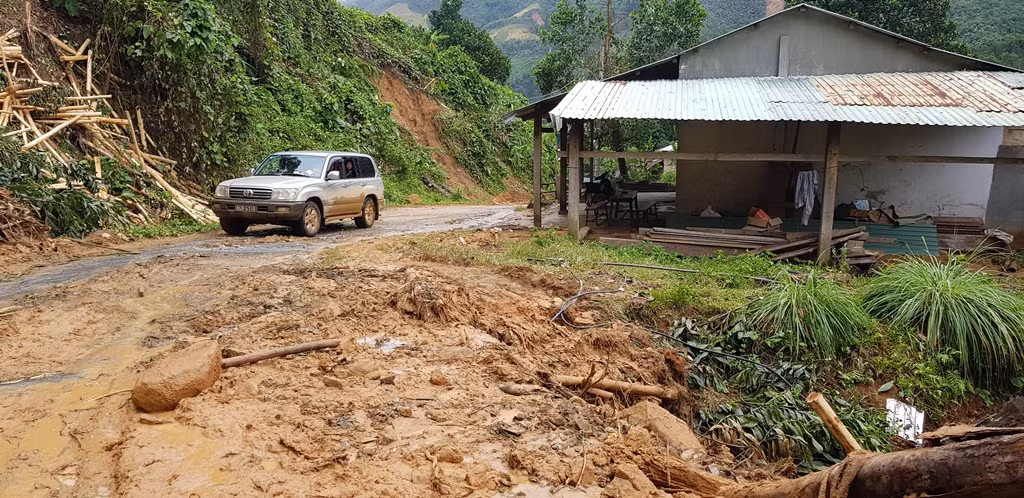 Lai sat lo Quang Nam: Khoanh vung Bac Tra My... di dan, tam dung luu thong?-Hinh-2