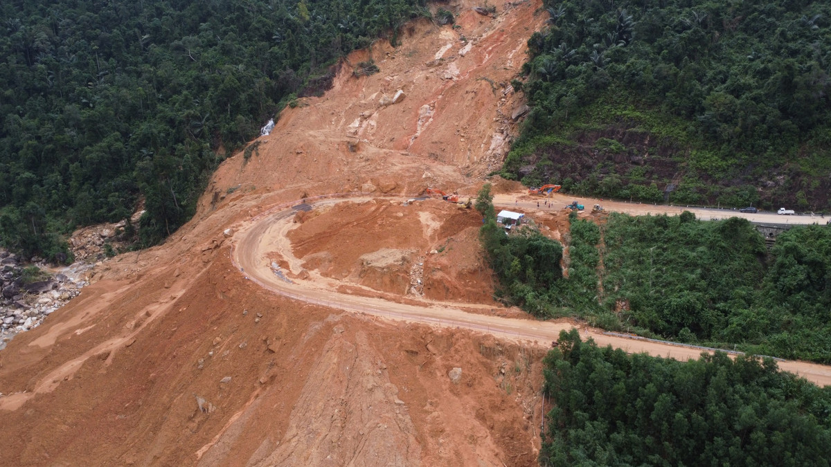 Khánh Hoà: Thông xe 2 làn trên đèo Khánh Lê từ sáng 24/12 Khanh Hoa: Thong xe 2 lan tren deo Khanh Le tu sang 24/12