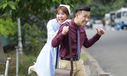 Phim Benh vien ma cua Tran Thanh Hari Won lui ngay chieu