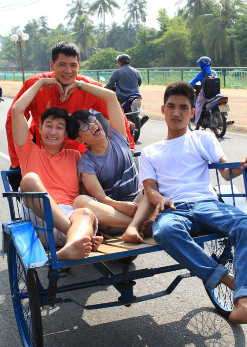 Thanh Loc Huy Khanh ba dao trong Vo oi Em o dau-Hinh-5